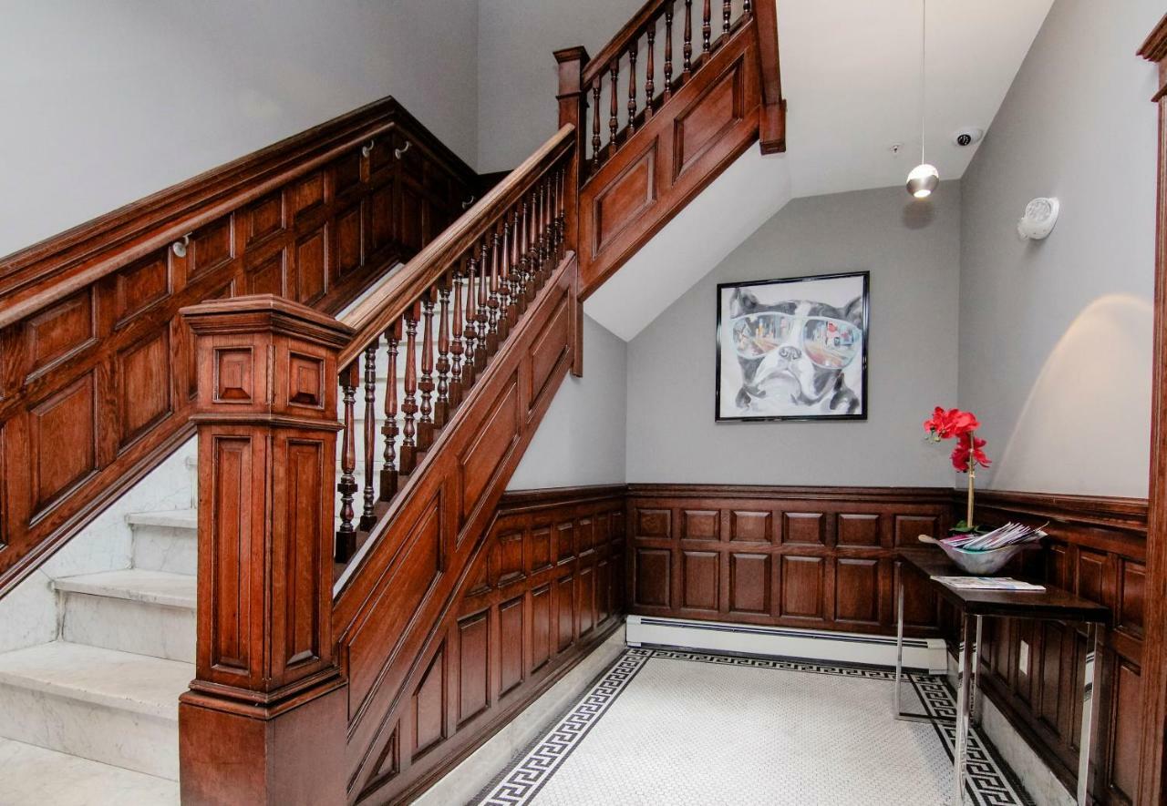 A Stylish Stay W/ A Queen Bed, Heated Floors.. #36 Brookline Esterno foto